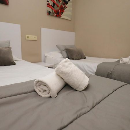 Differentflats Argenta Apartment Салоу Екстериор снимка